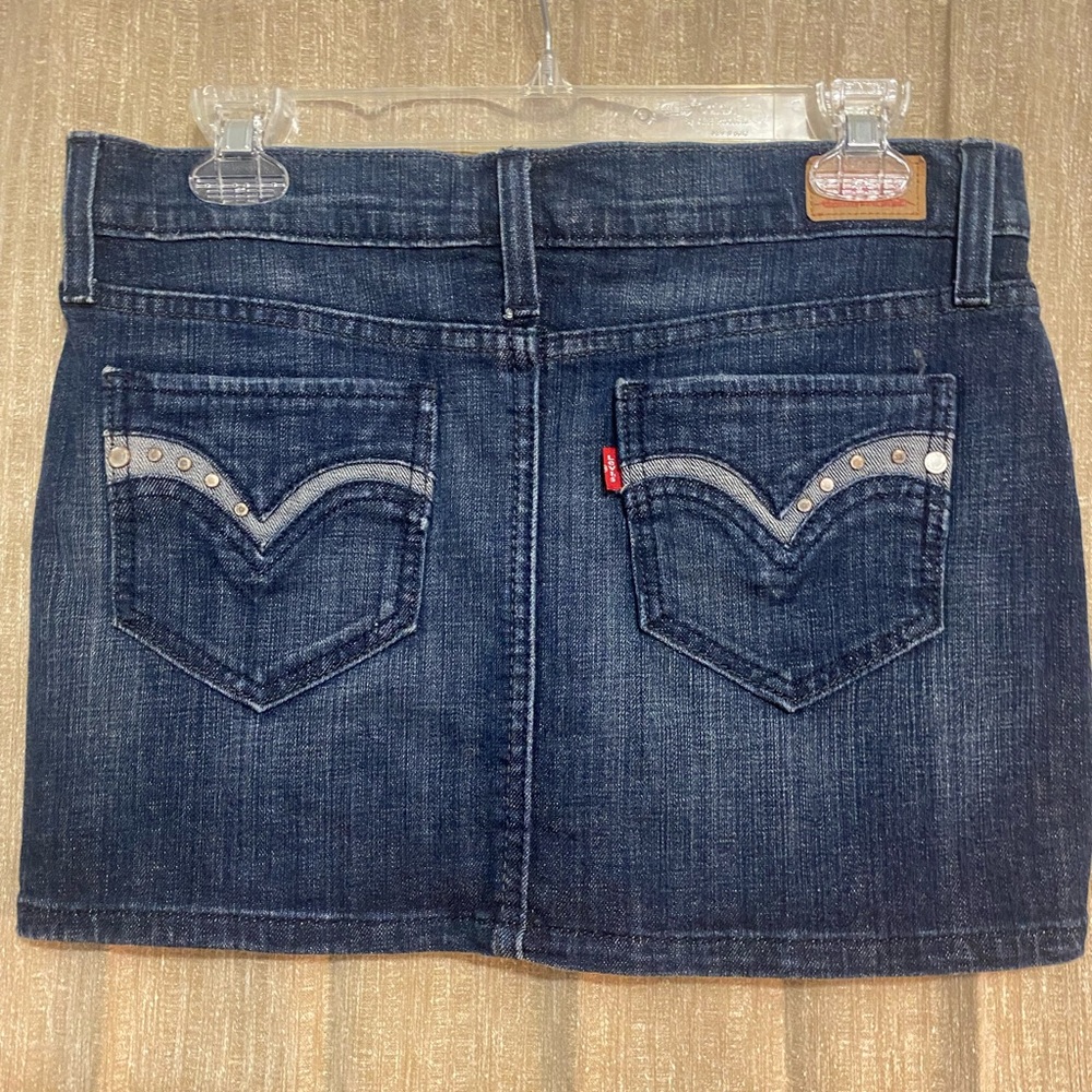 Levi’s denim mini skirt